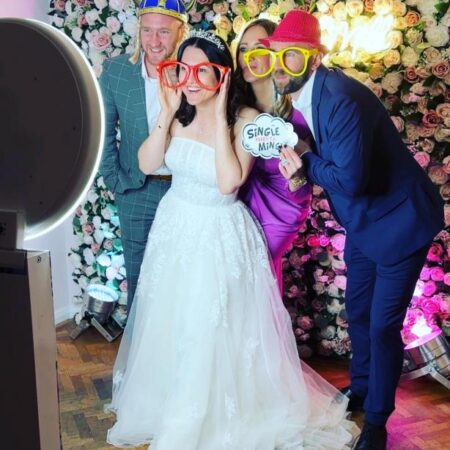   Wedding PhotoBooths, Video & Selfie Pods