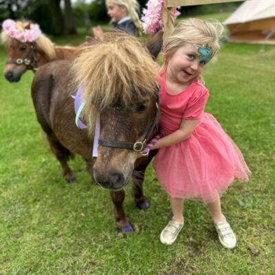 Pony Parties Hampshire | Ponies and Plaits